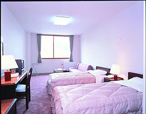 גוג'ו Shiratori Kogen Hotel מראה חיצוני תמונה